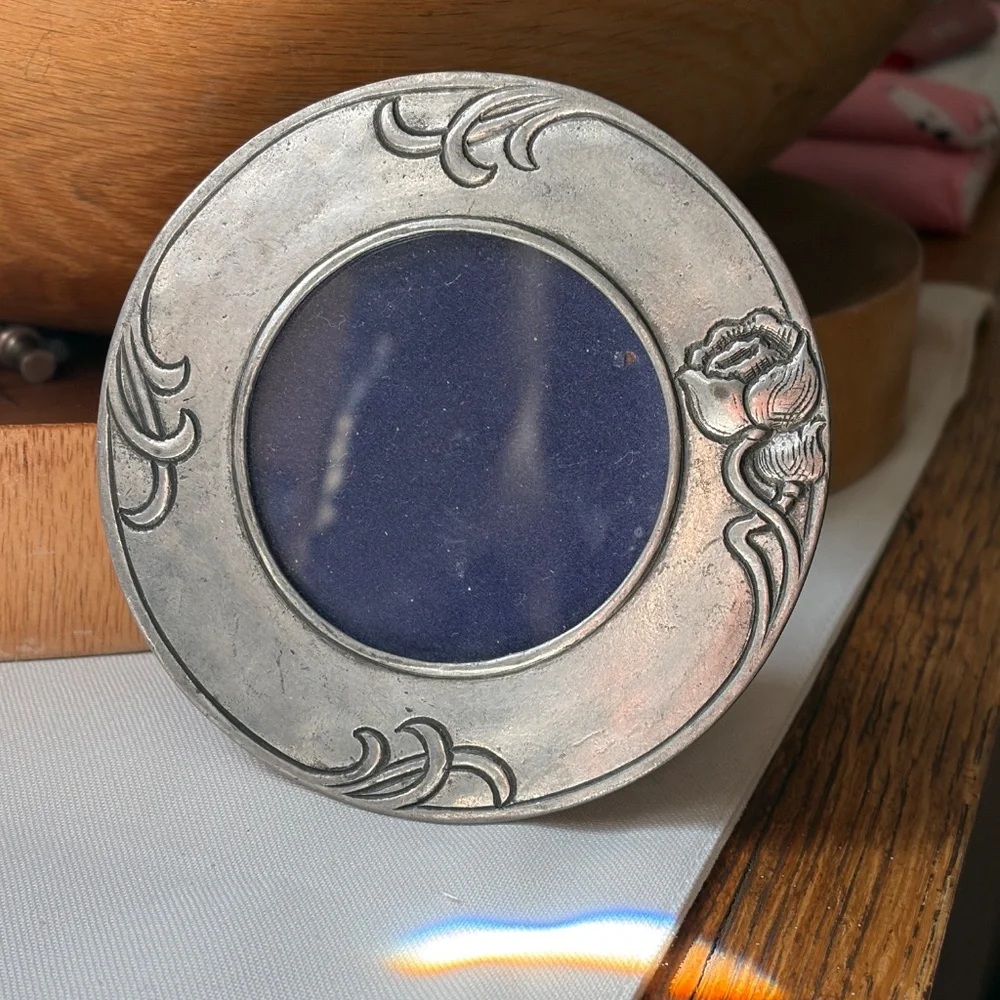 Italian Handmade Marinoni Pewter Silver Art Deco Round Picture Photo Frame Mini